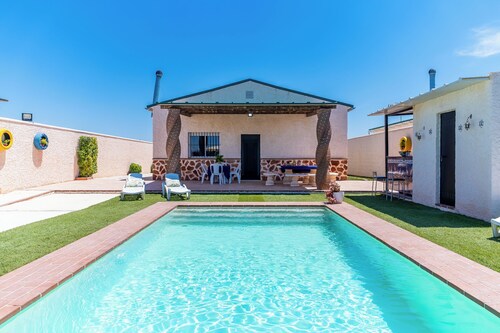 Casa Lola Holiday Home - Lantejuela