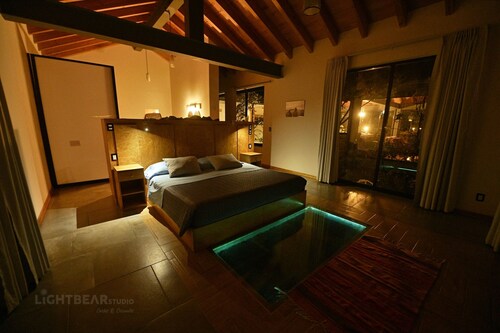 Utopia Casa Bosque: Luxurious and natural paradise, close to the city