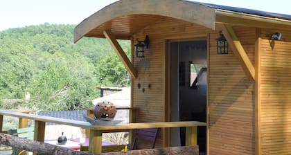 Superbe Roulotte en Pleine Nature. Idéal Pour une Parenthèse Hors du Temps !