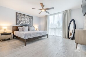 2 slaapkamers, een strijkplank/strijkijzer, reisbedje, gratis wifi