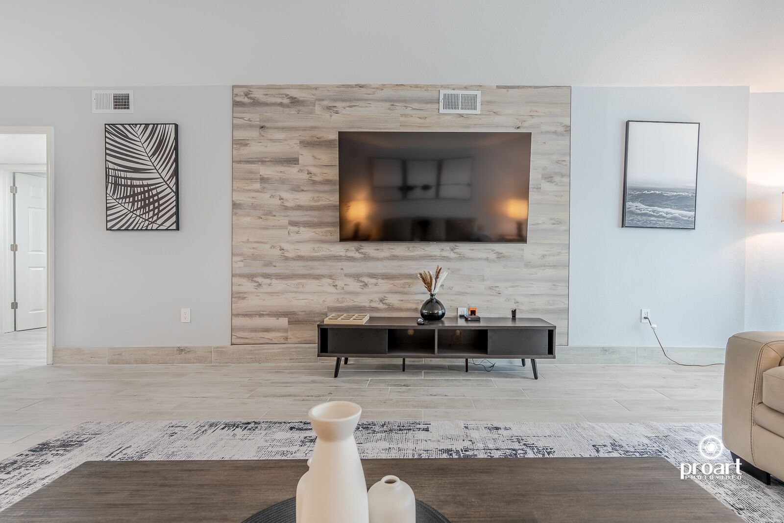 智能電視、書籍