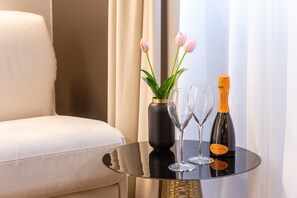 Habitación cuádruple presidencial | Sábanas italianas Frette, ropa de cama de alta calidad, minibar