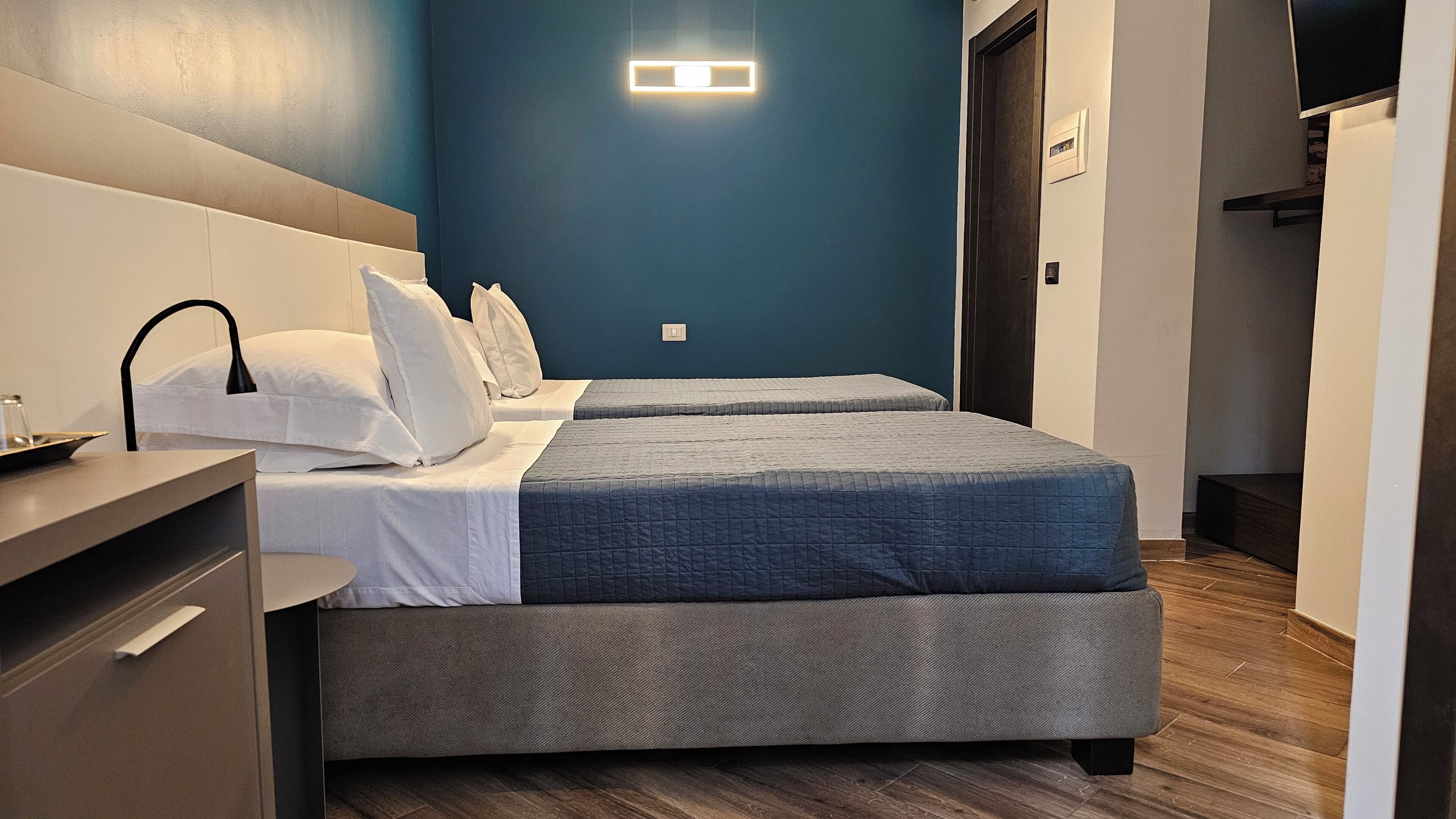 Deluxe Double or Twin Room | Frette Italian sheets, premium bedding, minibar, individually furnished