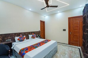 Deluxe Room | 1 bedroom, free WiFi - The Grand Mansion Hotel (Greater Noida)