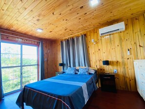 2 chambres, fer et planche Ă repasser, Wi-Fi, draps fournis