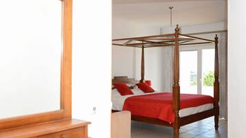 Villa | 5 bedrooms, iron/ironing board, free WiFi, bed sheets