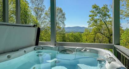 Mountain Dream | Beautiful Mountain Home with Hot Tub