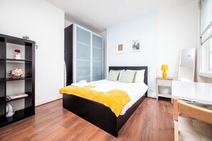 1 غرفة نوم ومكواة/لوح كي وواي فاي وملاءات أسرّة