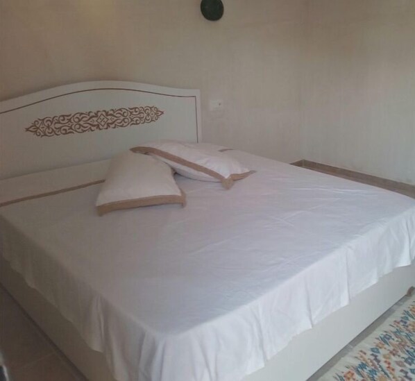 1 habitación, wifi gratis y ropa de cama 