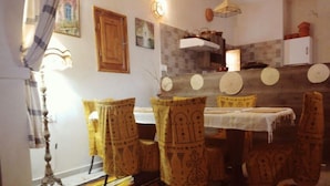 تناول الطعام