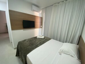 2 bedrooms, iron/ironing board, free WiFi - Edifício Promenade II Apt 303 (Maceió)