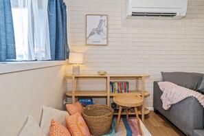 TV, books