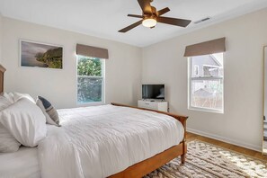 3 bedrooms, WiFi, bed sheets
