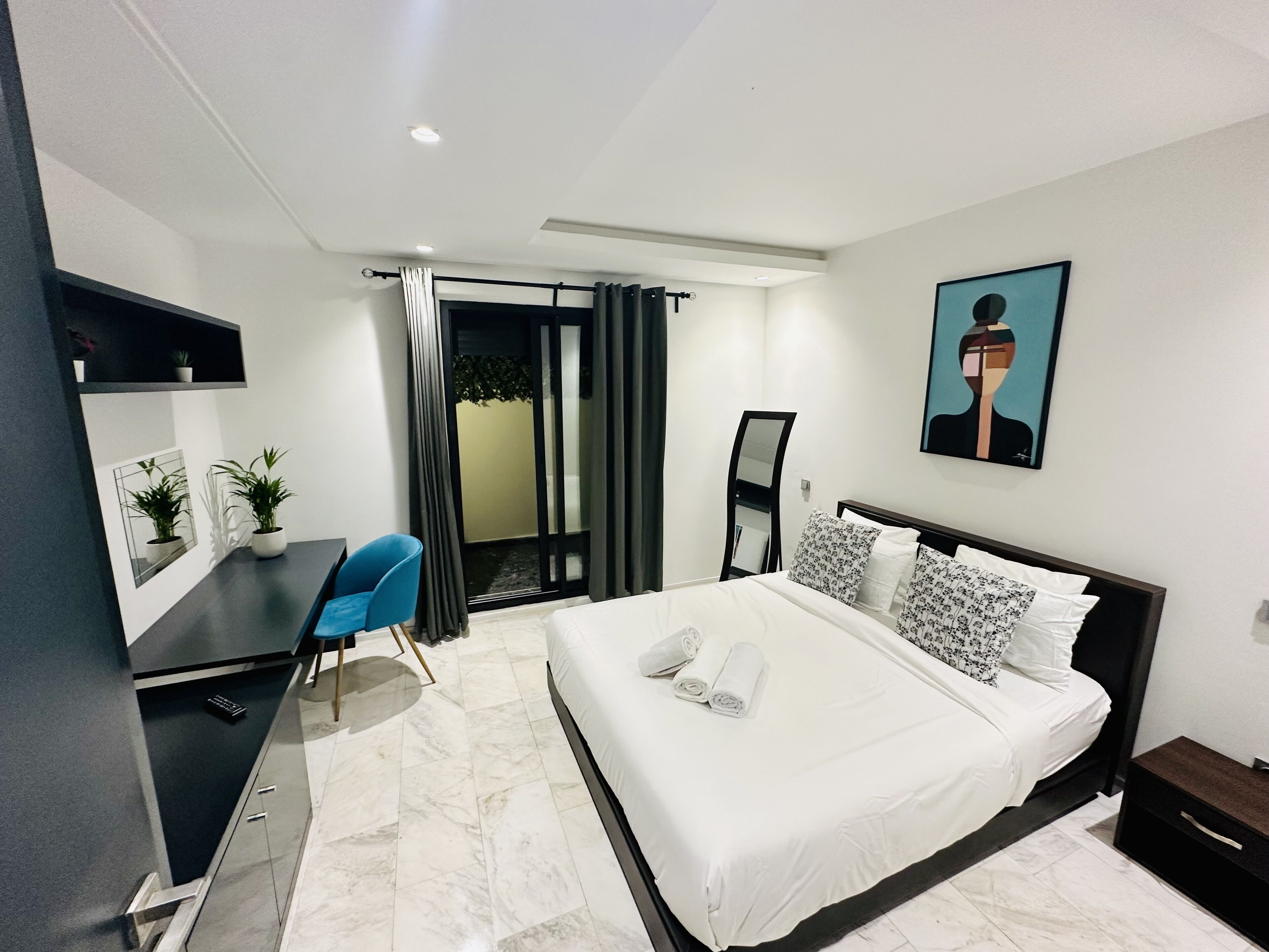 City Apartment | 1 bedroom, laptop workspace, blackout drapes, iron/ironing board