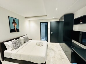 City Apartment | 1 bedroom, laptop workspace, blackout curtains, iron/ironing board - StayInn Maarif Downtown (Casablanca)