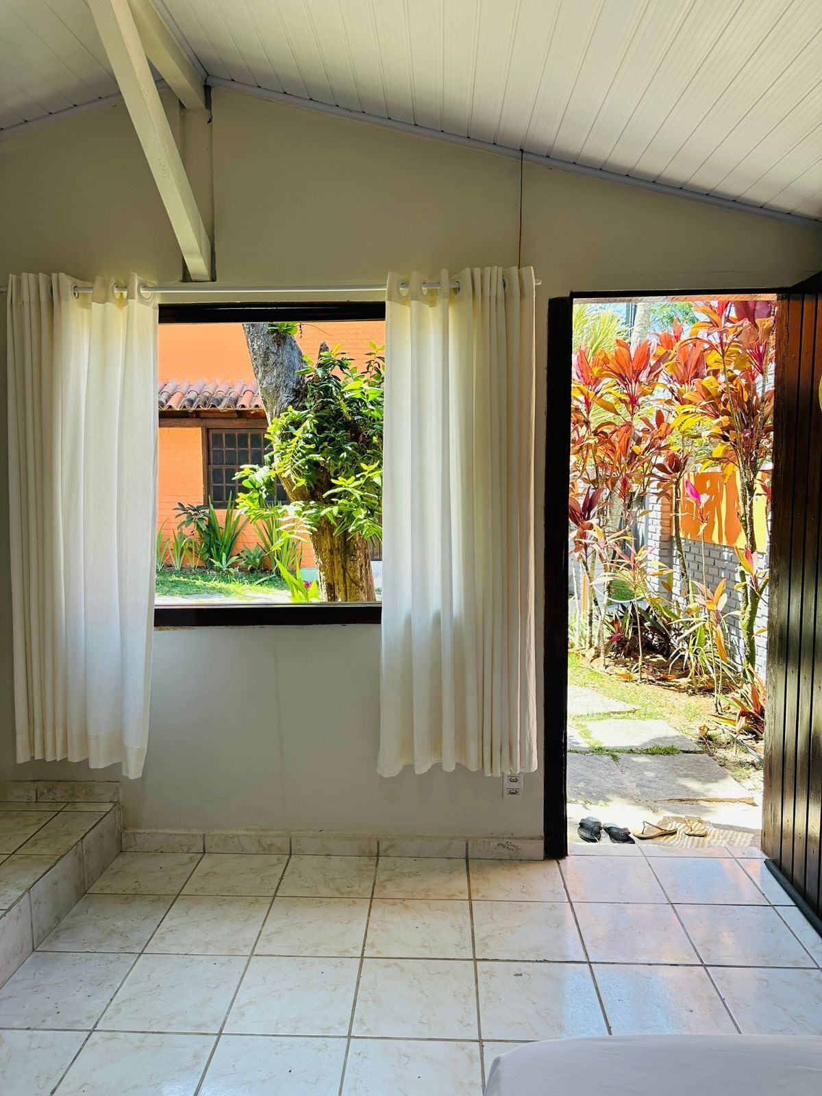 Foto - Pousada Tropicália