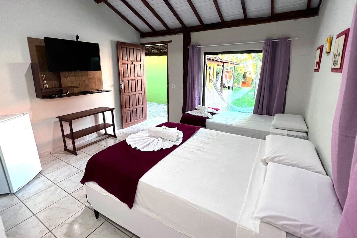 Suite Standard, vista piscina | 1 camera, Wi-Fi gratuito, lenzuola