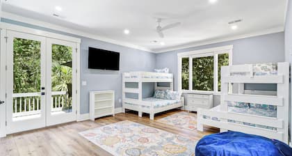 COMPLETELY Renovated 2024 Sea Pines Home w/ Private Pool + Small Dog Friendly