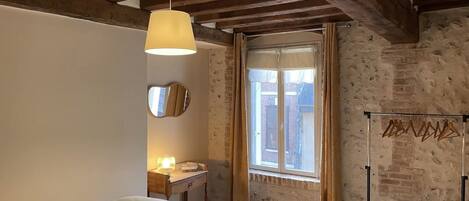 4 chambres, fer et planche Ă repasser, Wi-Fi, literie fournie