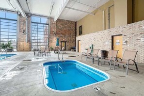 Indoor pool, a heated pool - The Shoreline Vibe at Central Lofts (South Haven)