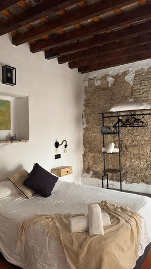 Apartamento planta baja con 1 habitación_3 | 1 phòng ngủ, truy cập Internet không dây miễn phí, bộ trải giường