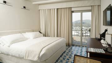 Deluxe-Zimmer, Meerblick | Hochwertige Bettwaren, Zimmersafe, Schreibtisch