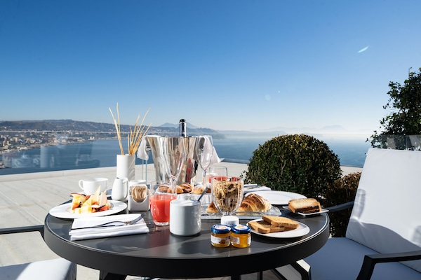 Esmorzar diari complet gratuït