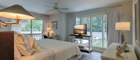 5 bedrooms, iron/ironing board, free WiFi, bed sheets