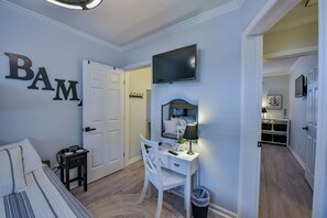 2 chambres, bureau, fer et planche à repasser, Wi-Fi gratuit