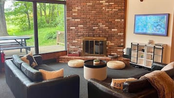 智能电视、电子游戏、书、打印机