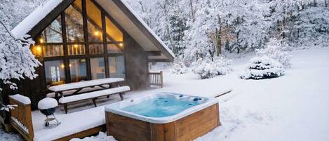 Baignoire à remous extérieure