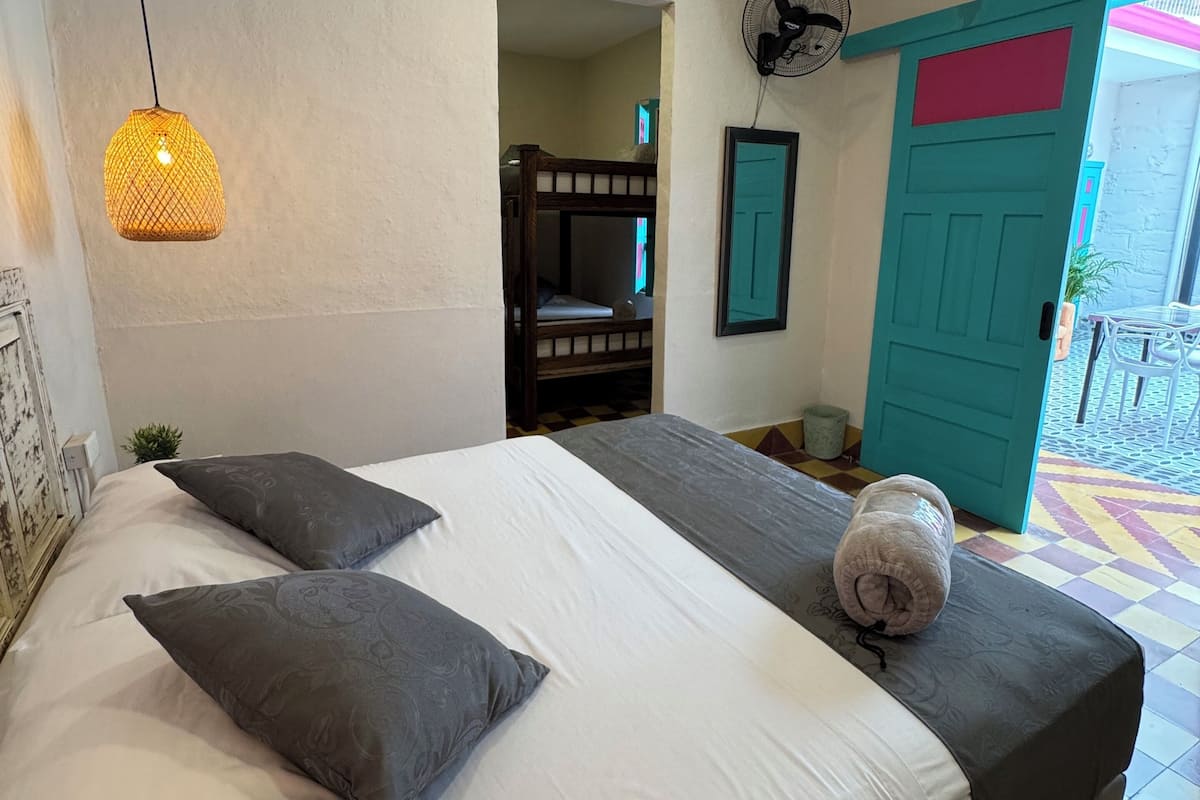 Family Room | Premium bedding, free WiFi, bed sheets