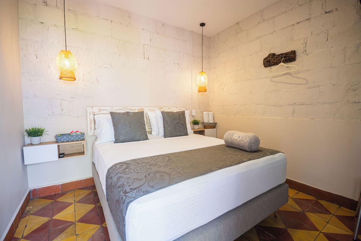 Traditional Double Room | Premium bedding, free WiFi, bed sheets