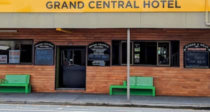 Grand Central Hotel Proserpine
