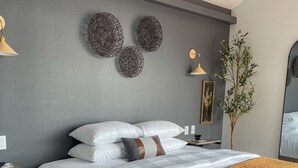 1 chambre, fer et planche à repasser, accès au Wi-Fi (inclus)
