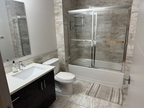 Hair dryer, towels - 211 - 5481 Clyde Street · Downtown Halifax 1 Bed Suite (Halifax)