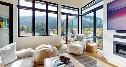 Residences at One Twenty - Spectacular Penthouse Near Downtown Ketchum