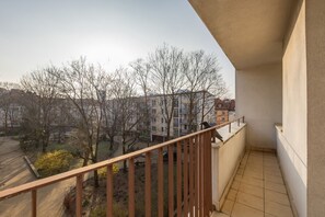 Balcony - Miodowa Apartment in Warsaw by Renters (Warsaw)
