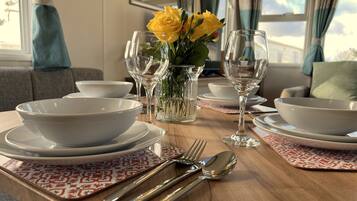 Cabin | Khu ăn uống