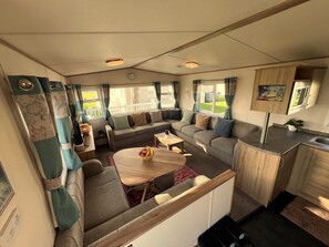 Cabin | Interior - Cosy Beach Getaway Naish Est Near New Forest (New Milton)