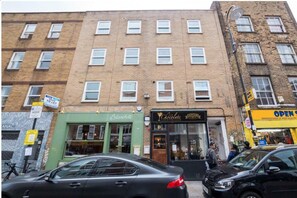 Exterior - Wonderful Holiday Studio in the Trendy Brick Lane (London)