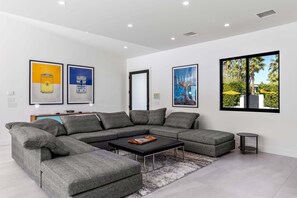 Smart-TV, Kamin