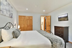 2 chambres, Wi-Fi gratuit, draps fournis