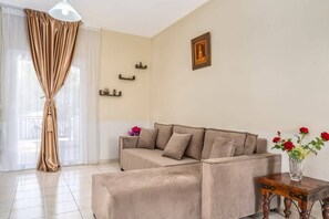 Televisión, estéreo y oficina 