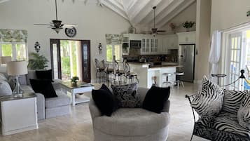 Villa | Living area | TV