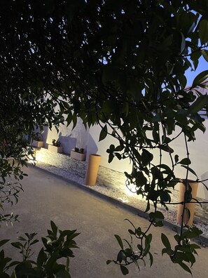 Property grounds - Jolie Villa au Calme Avec Piscine, Boulodrome à 5 mn du Canal du Midi à Pied (Colombiers)