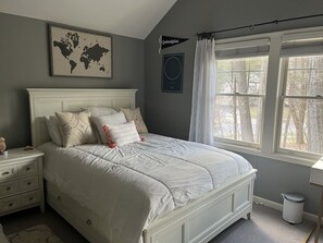 5 bedrooms, iron/ironing board, travel cot, WiFi
