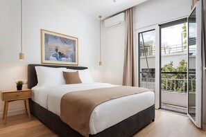 Premier Apartment, 3 Bedrooms, Non Smoking, Hill View | Egyptian cotton sheets, premium bedding, memory foam beds, in-room safe - Athenian Hillside Residence (Athens)