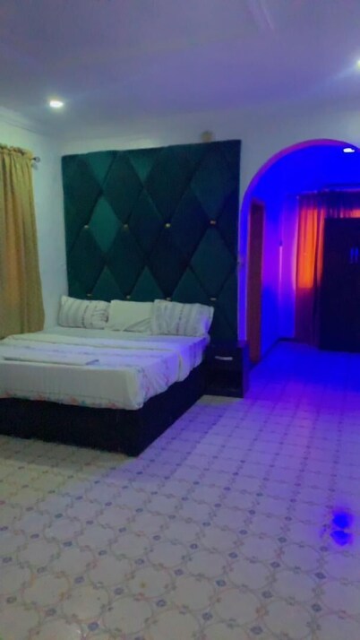 Blue Moon Hotel Victoria Island