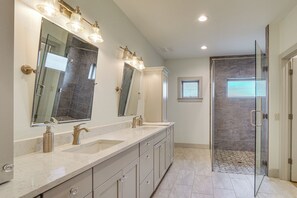 Maison (6 Bedrooms) | Intérieur